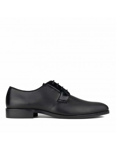 Zapatos blucher picados en negro